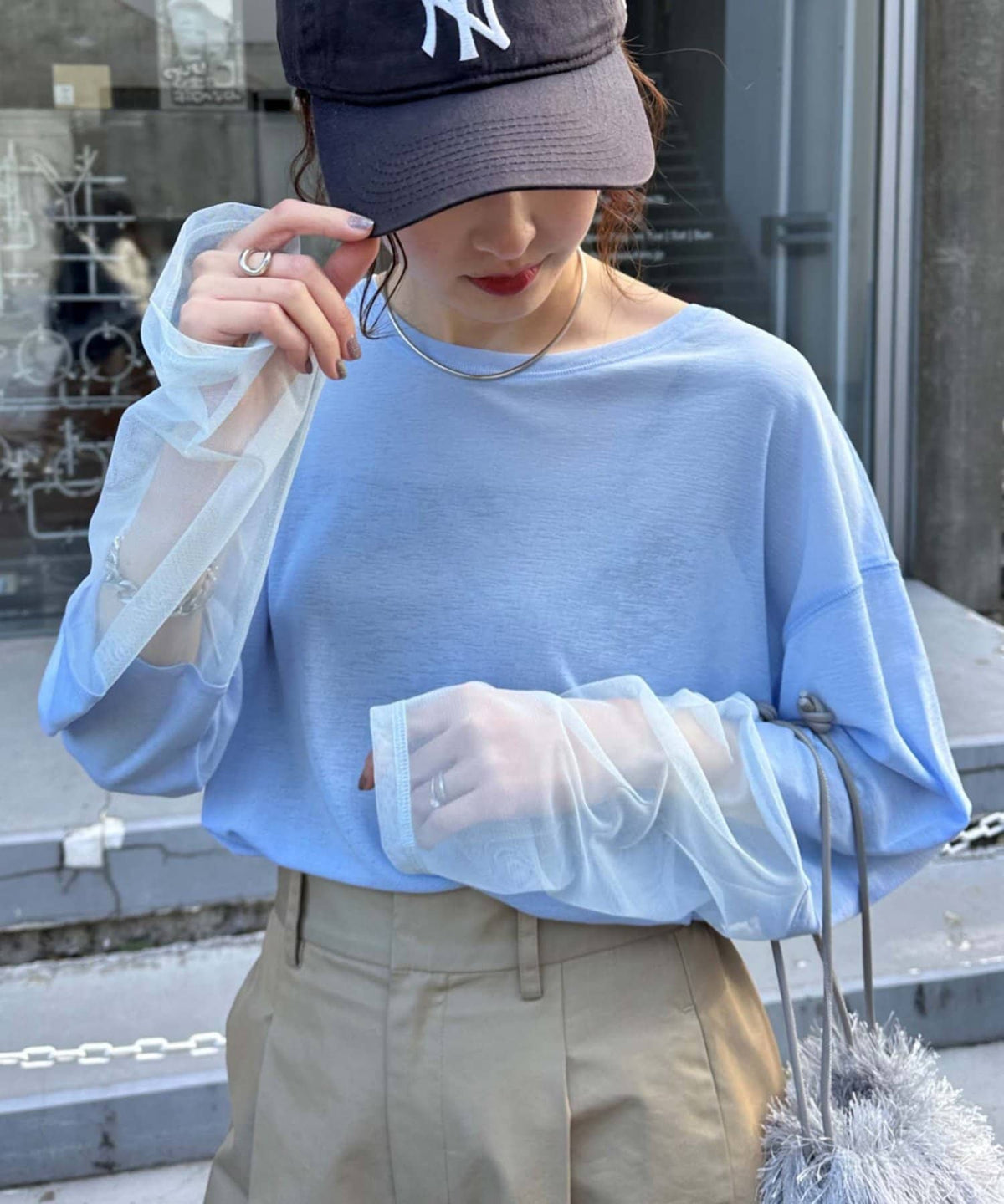 113912935
