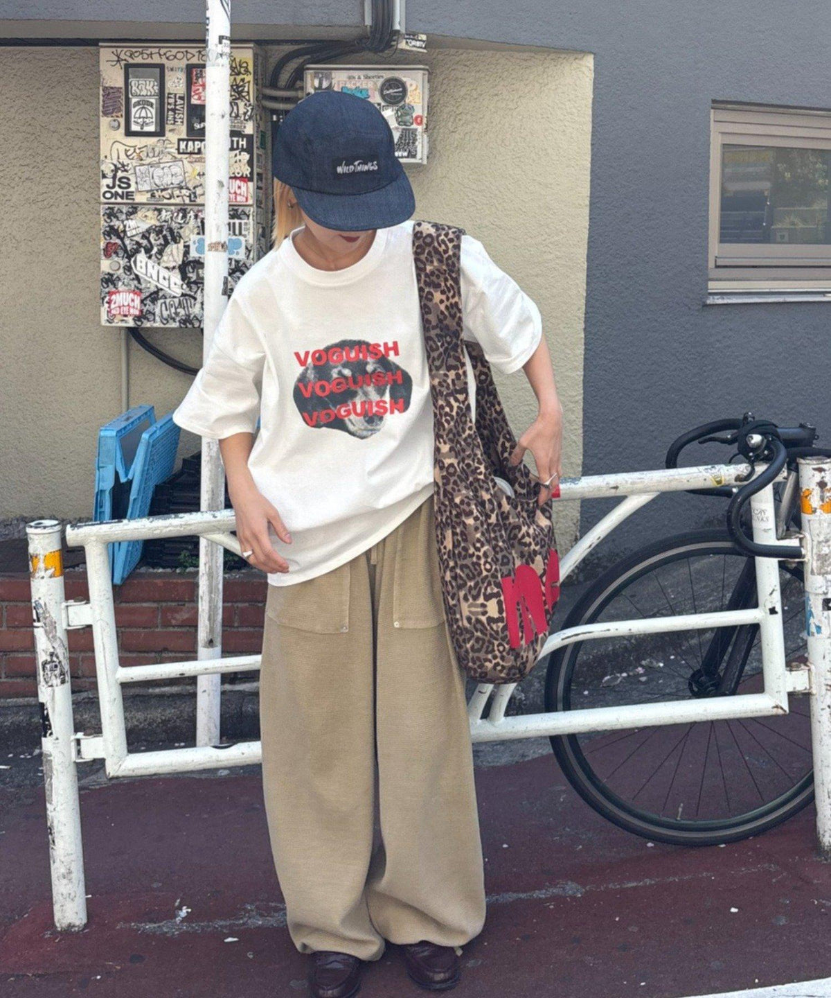 170051876