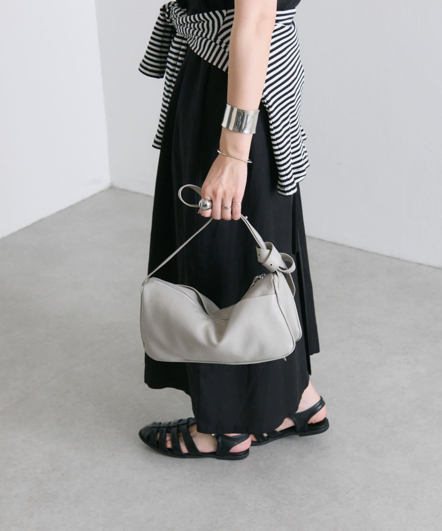 162474427