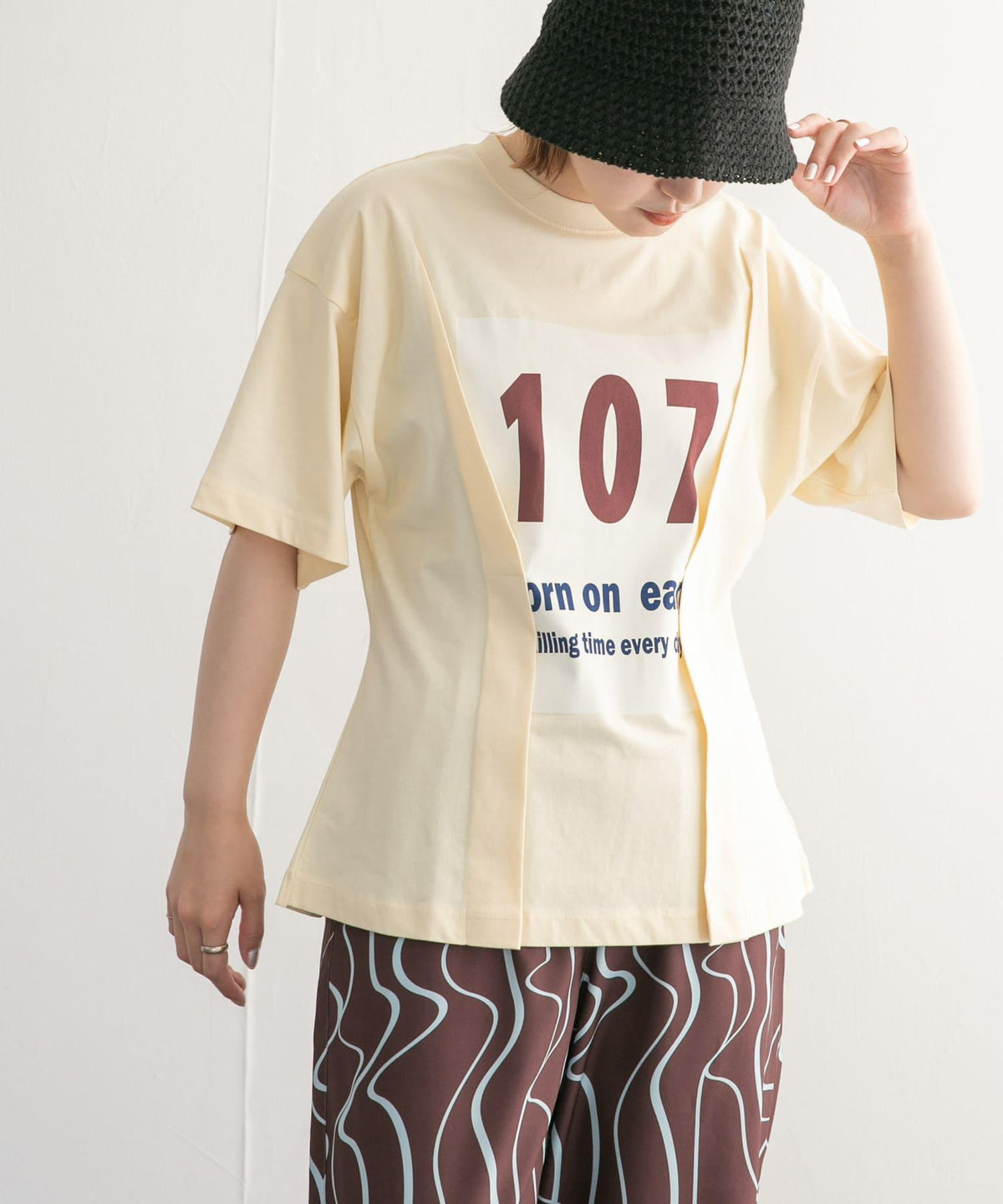 174071042