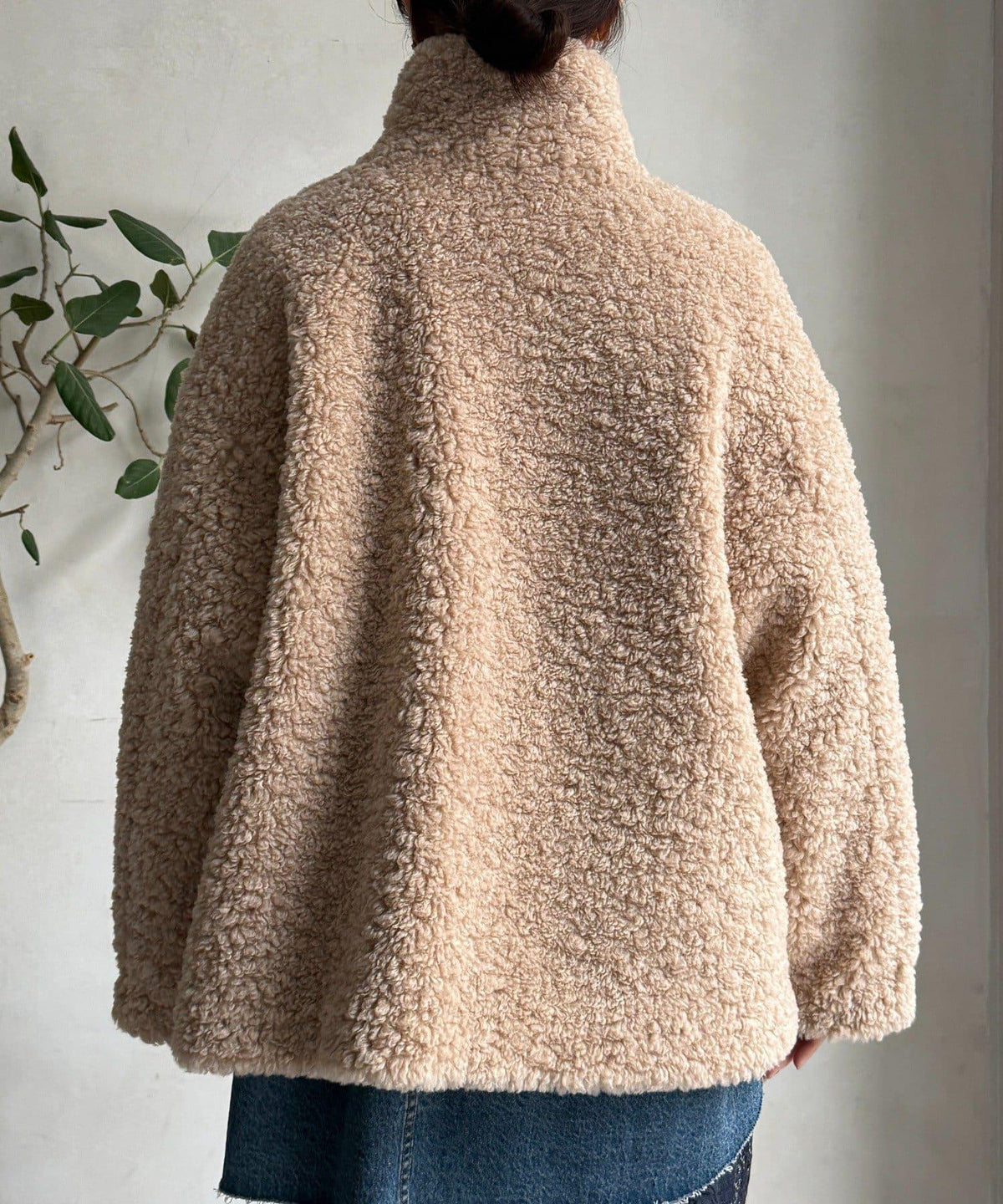 167136197