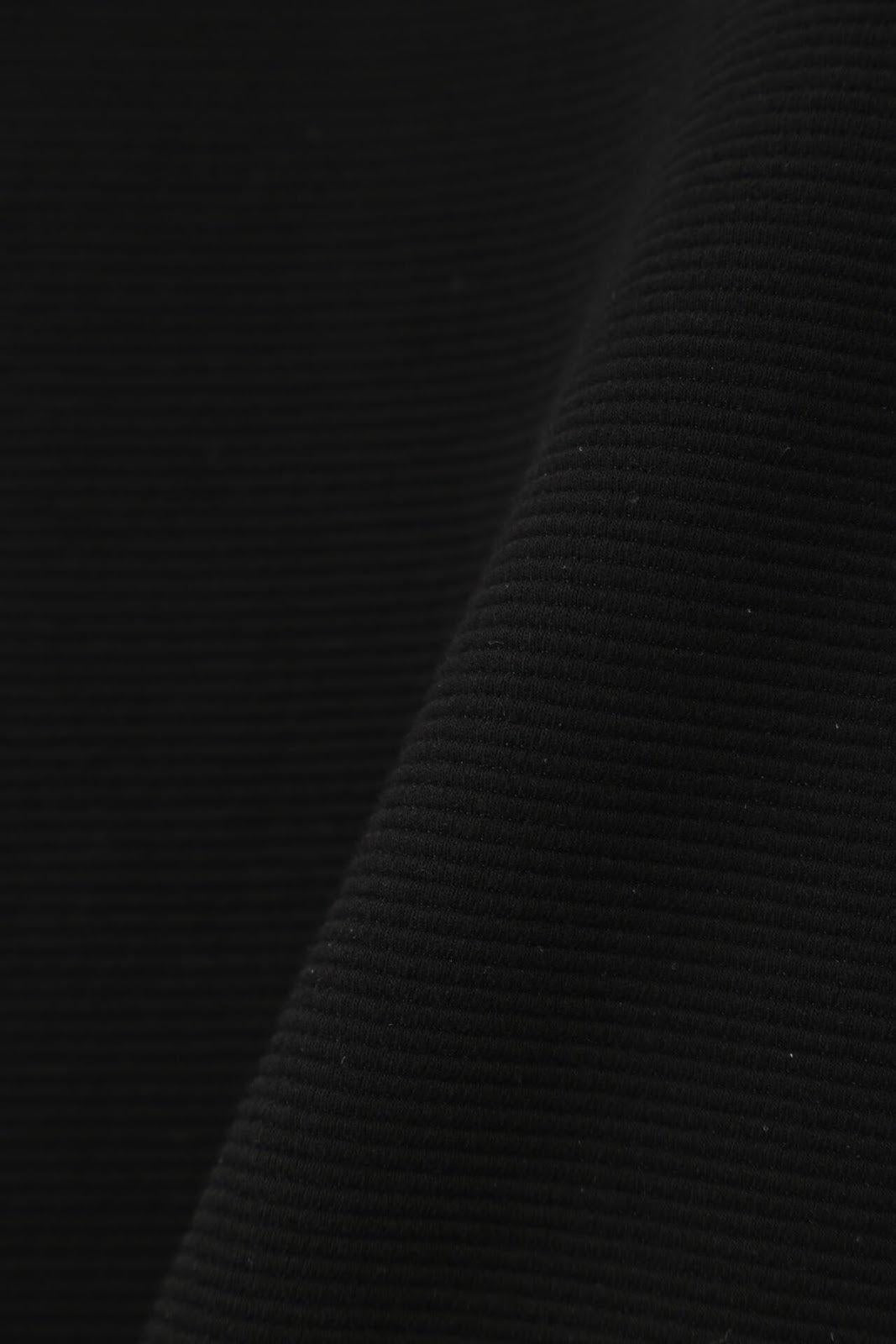 156305537