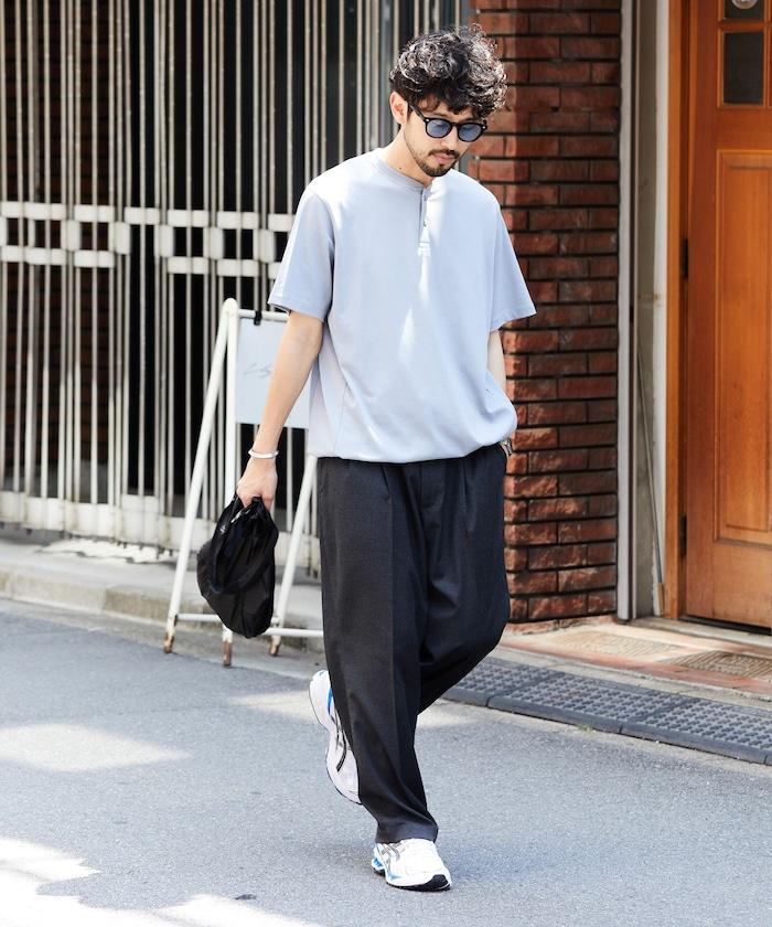 160459401