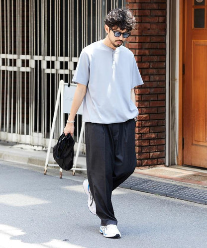 160459401