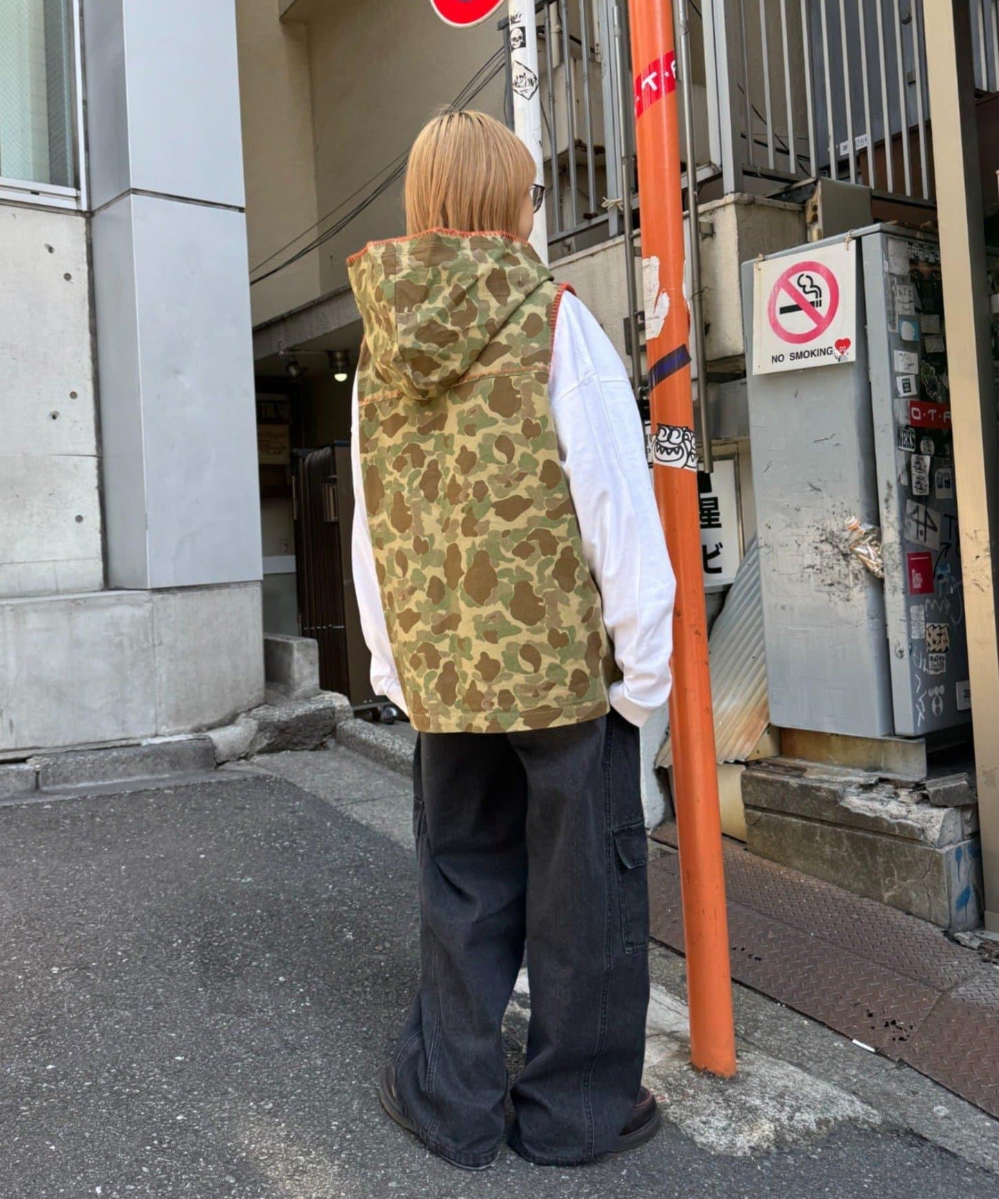 169609351