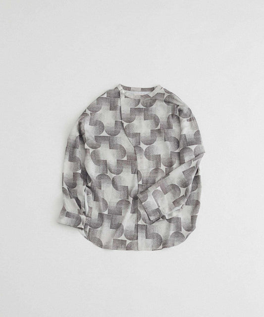 band collar blouse