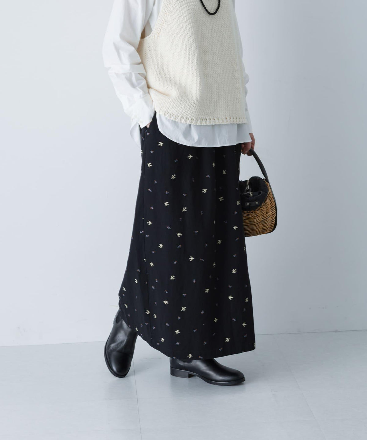 169020496