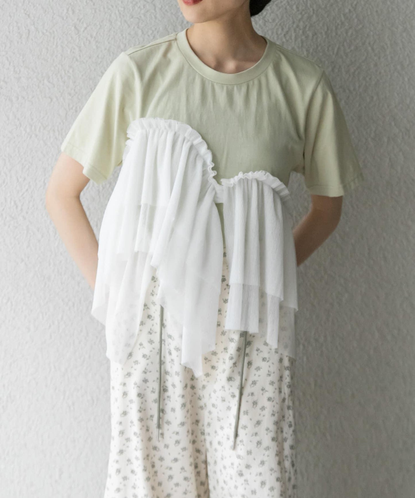 162482389