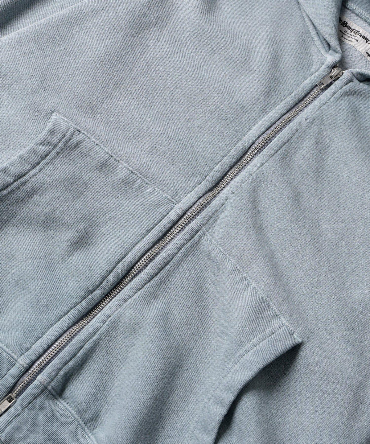 173016303