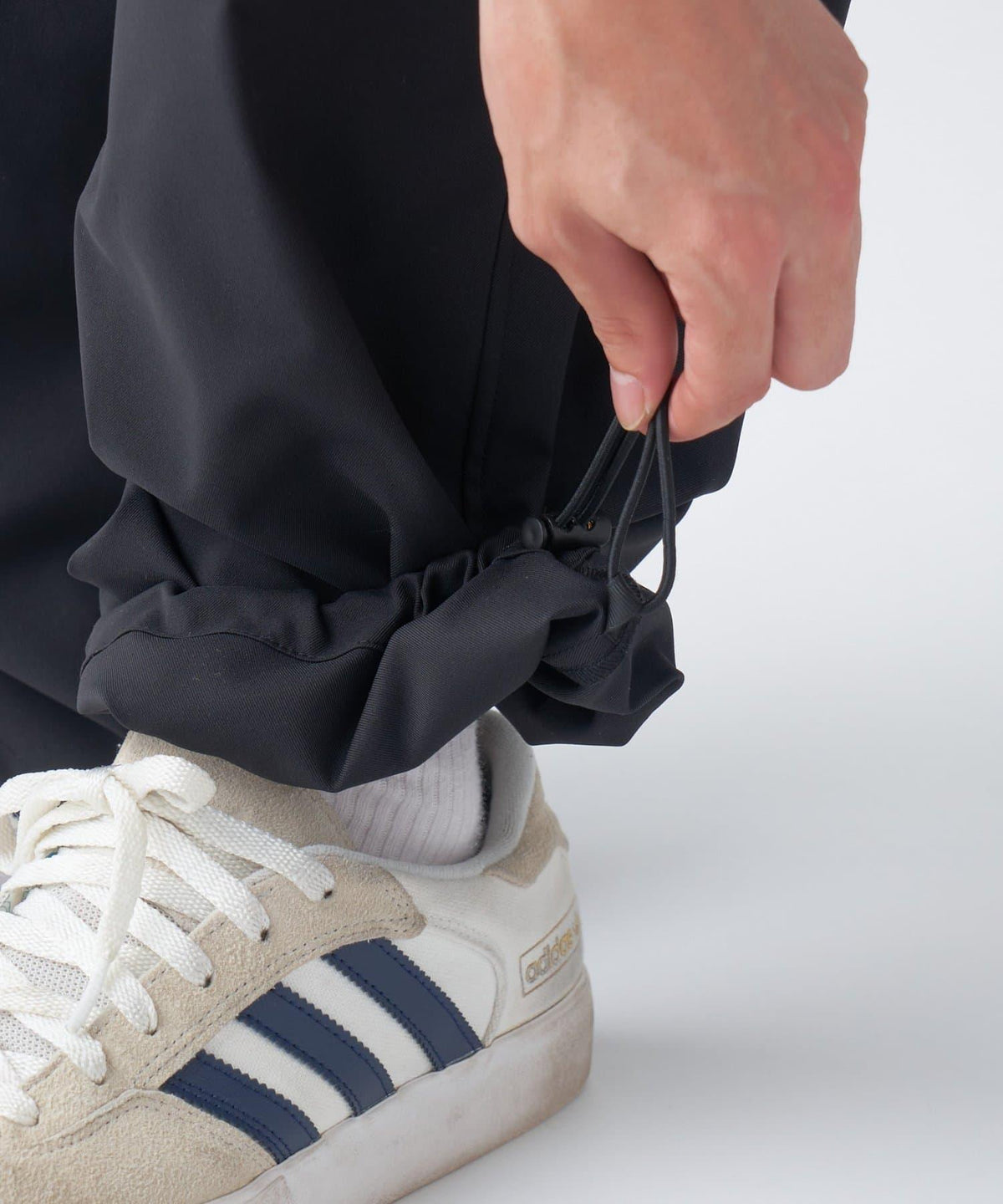 172093847
