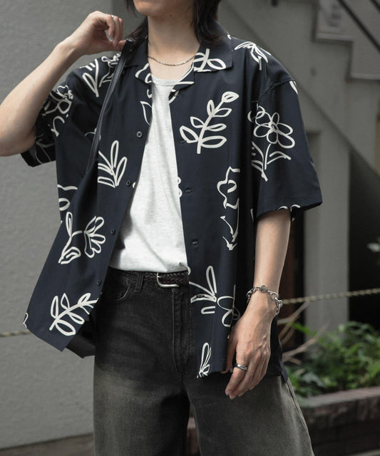 Black Motif Flower Short Sleeve Shirt