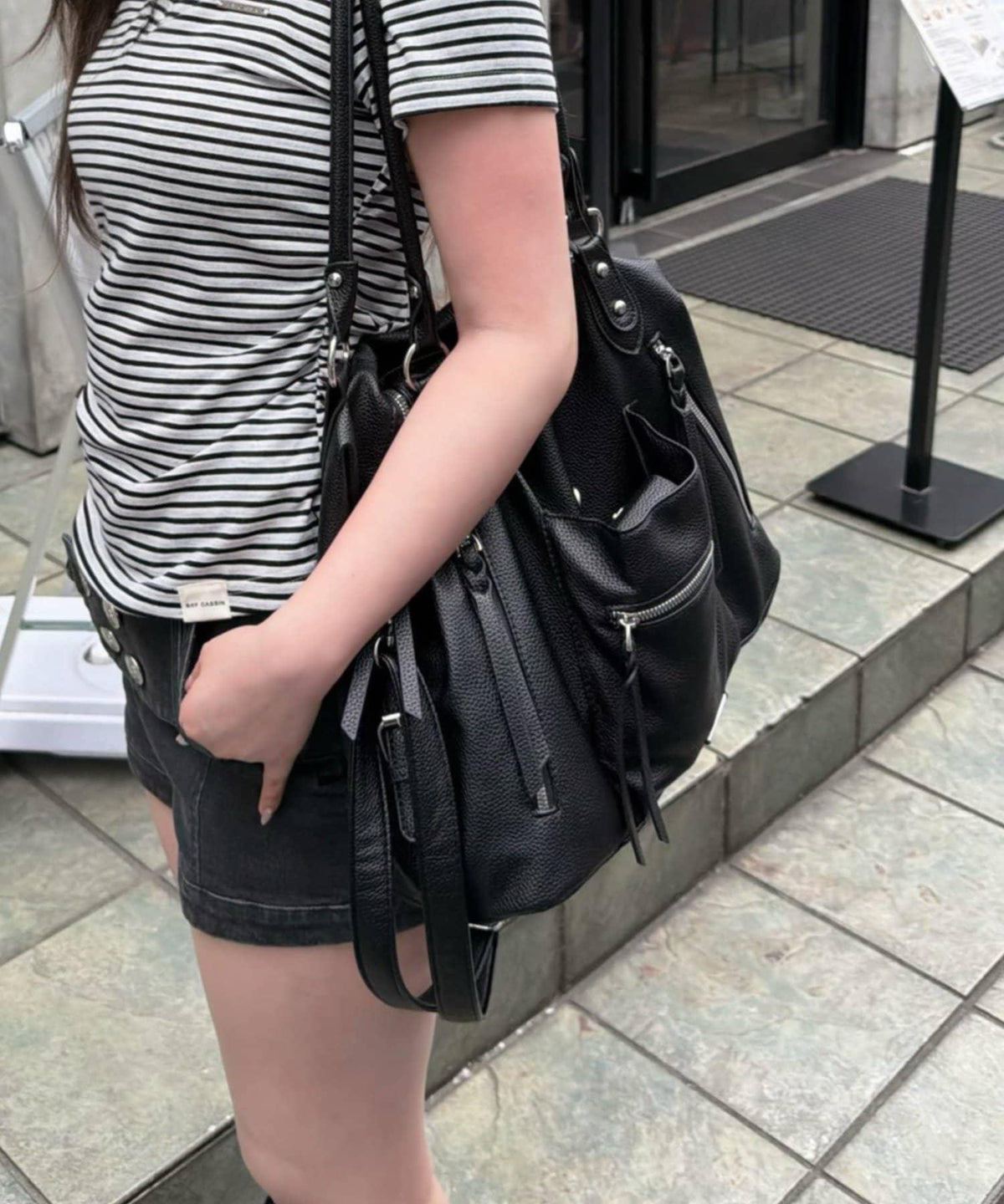 172052184