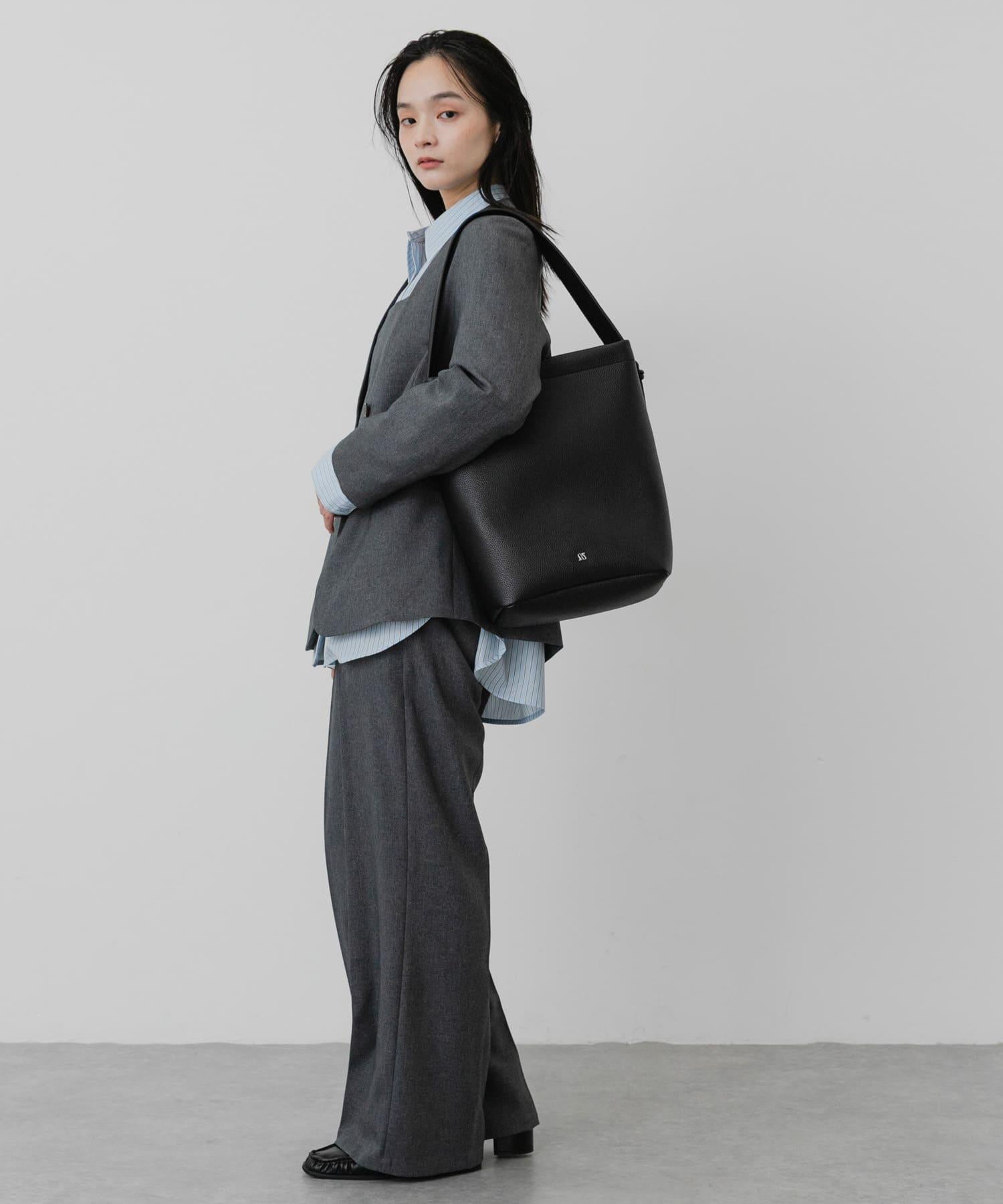 173049153