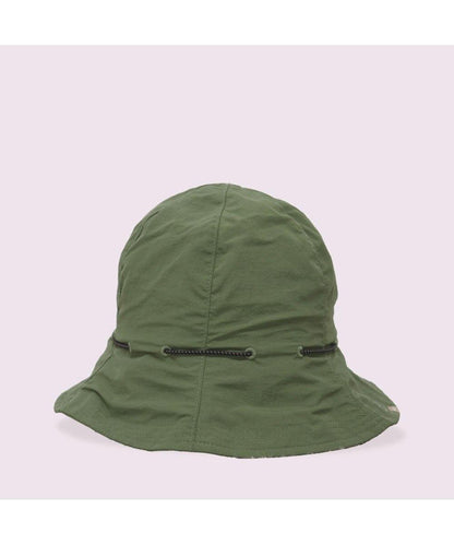 156572885