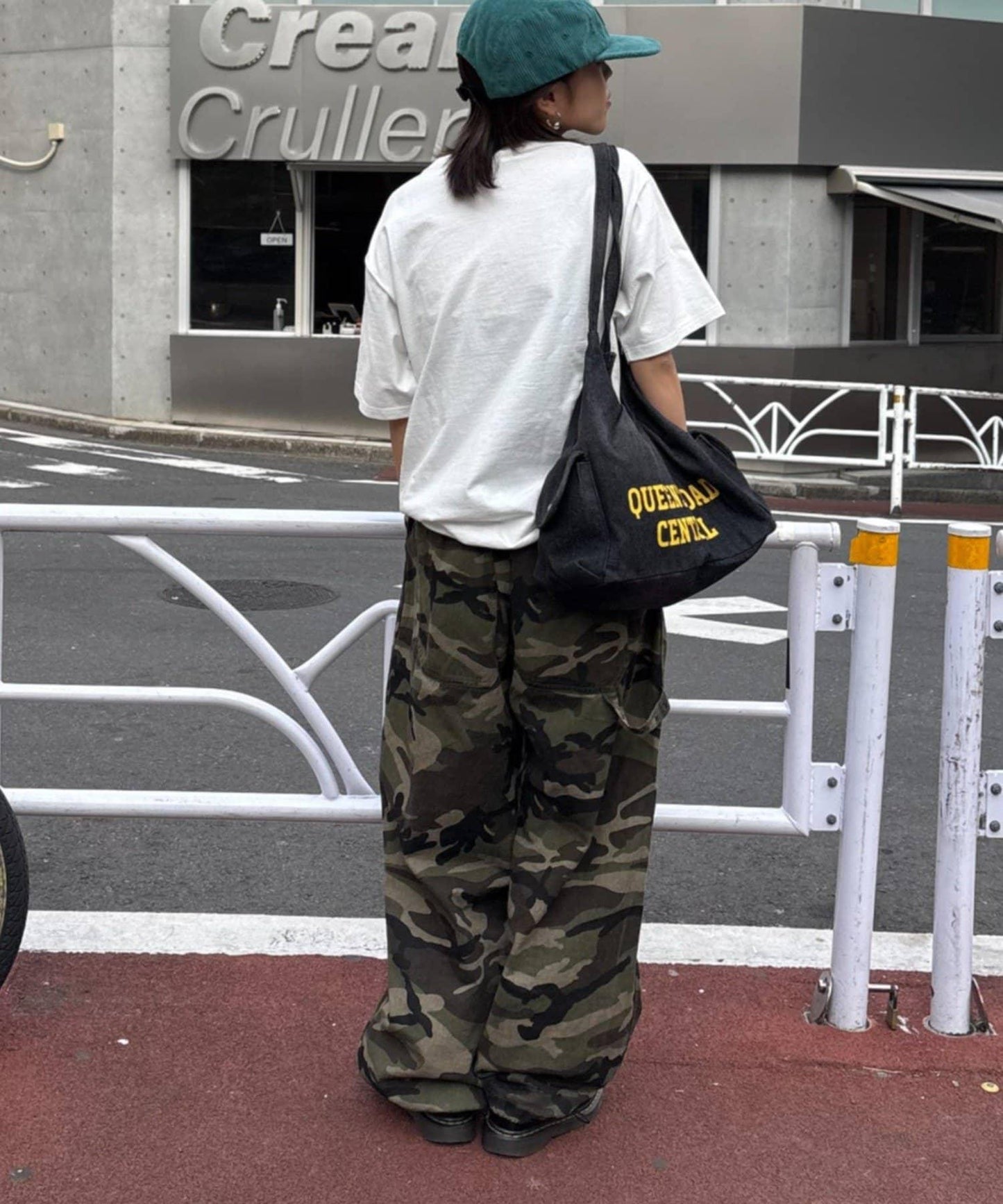 169057715