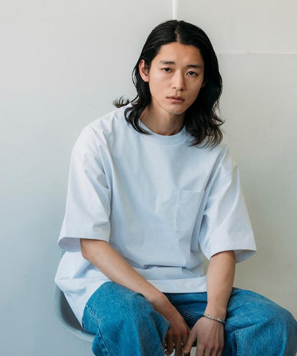 153484504