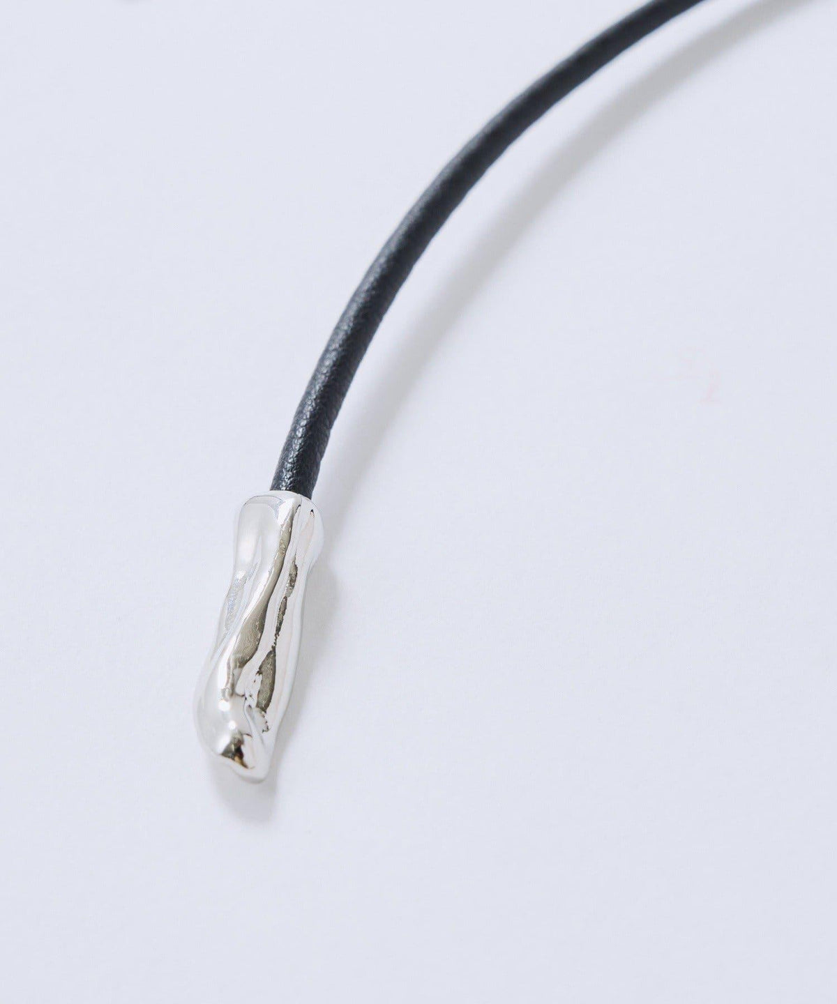 173487868