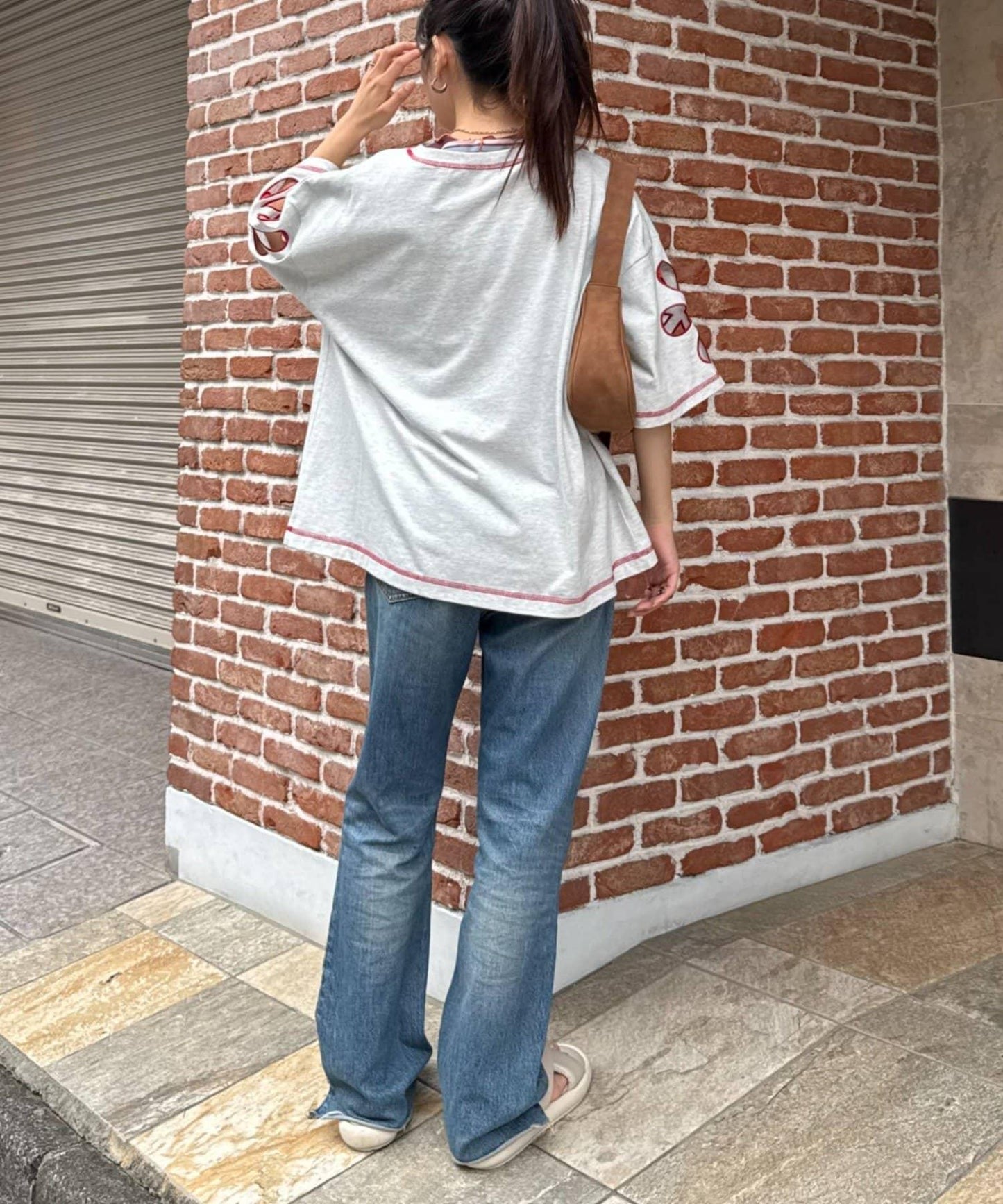 162481379