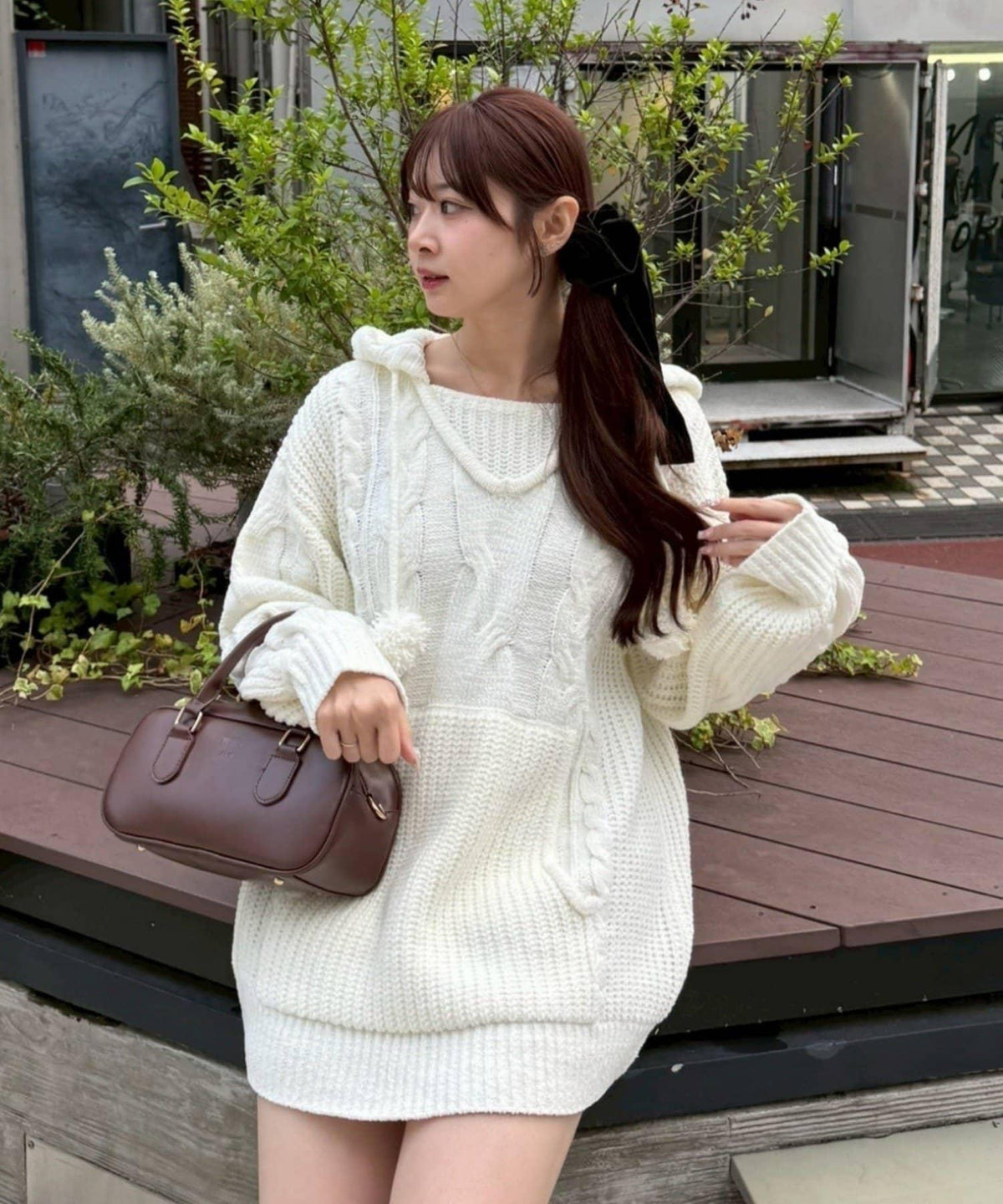 173973571