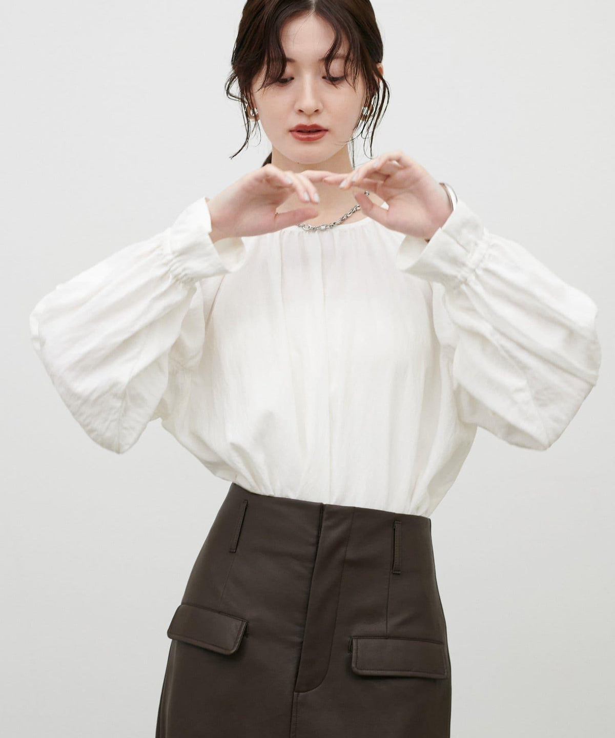 173237444
