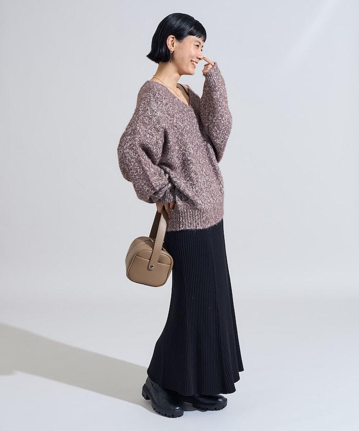 165897617