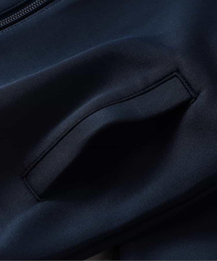172700647