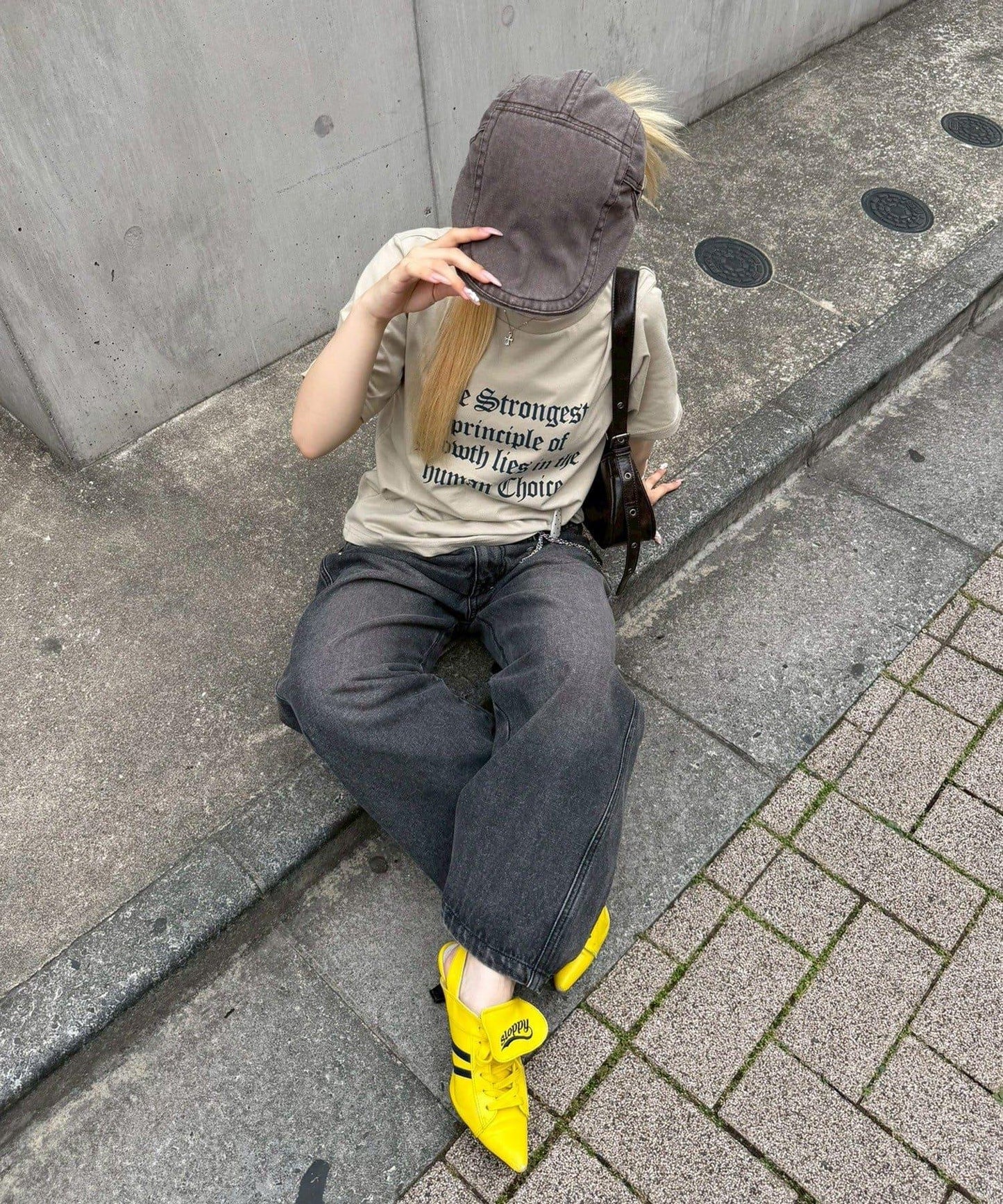 171438637