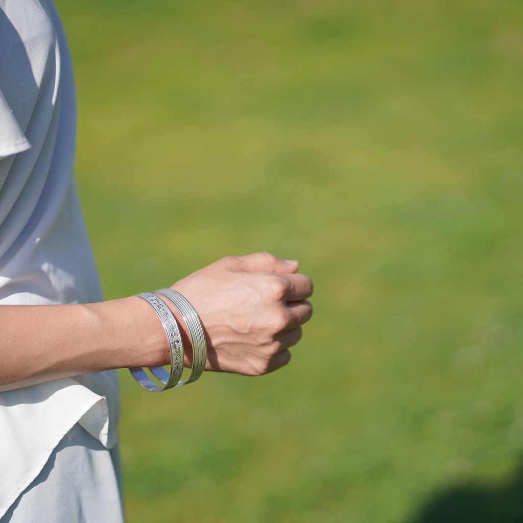 169246937