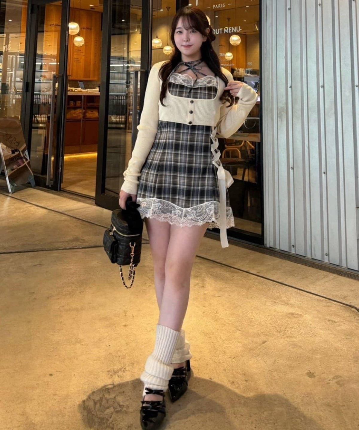 174057006