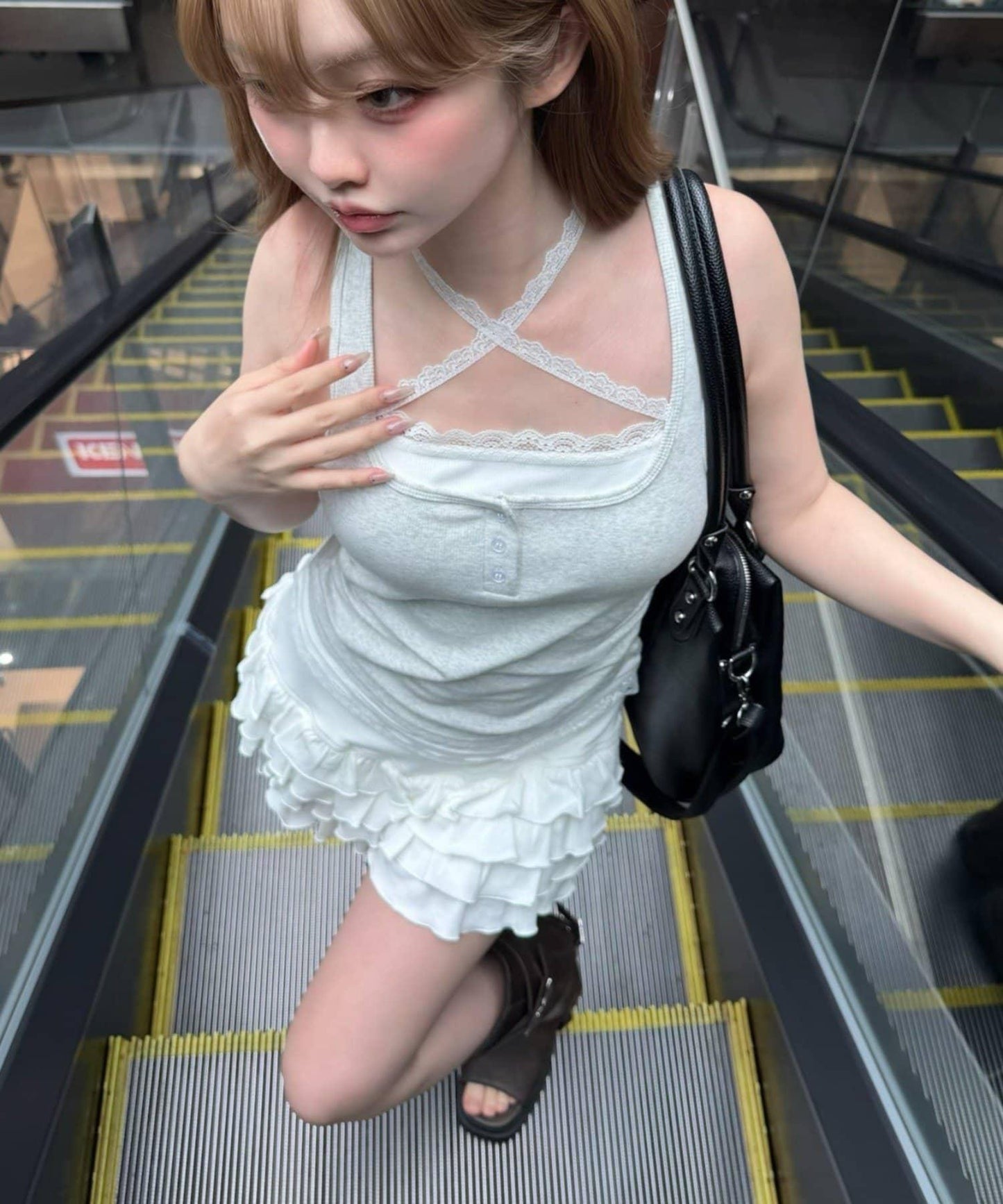 170595888