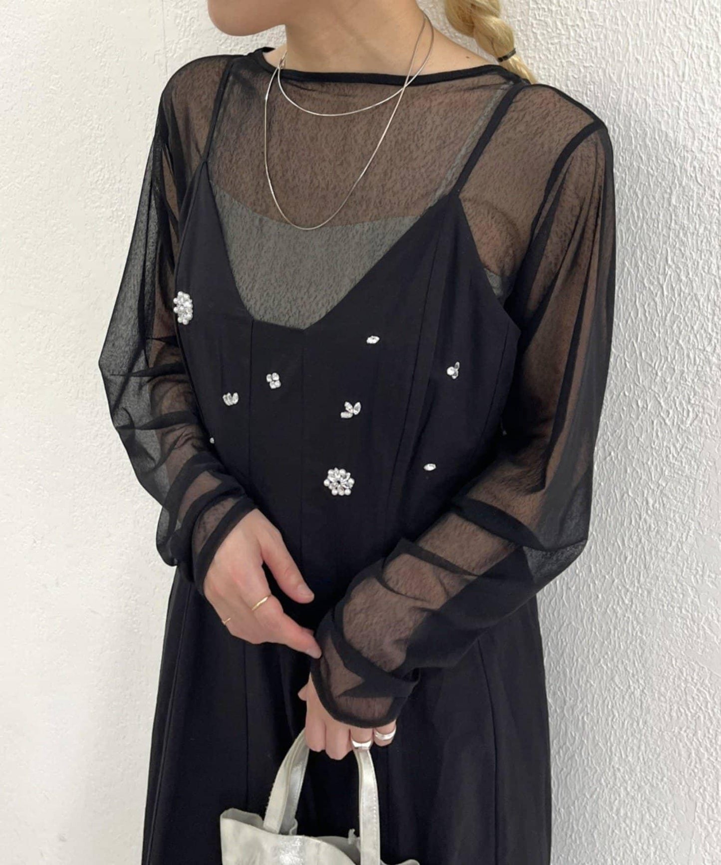 169269011