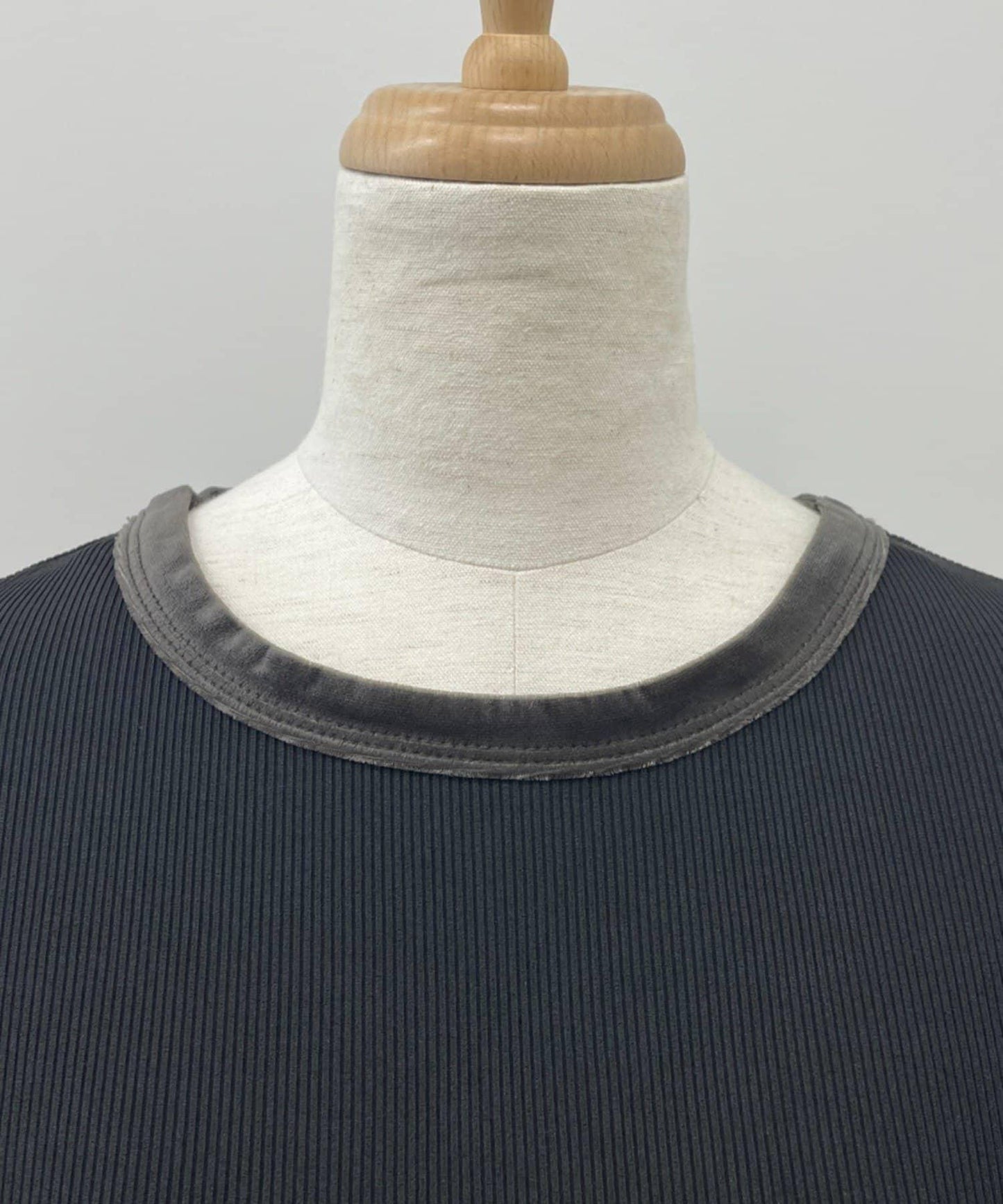 172608407