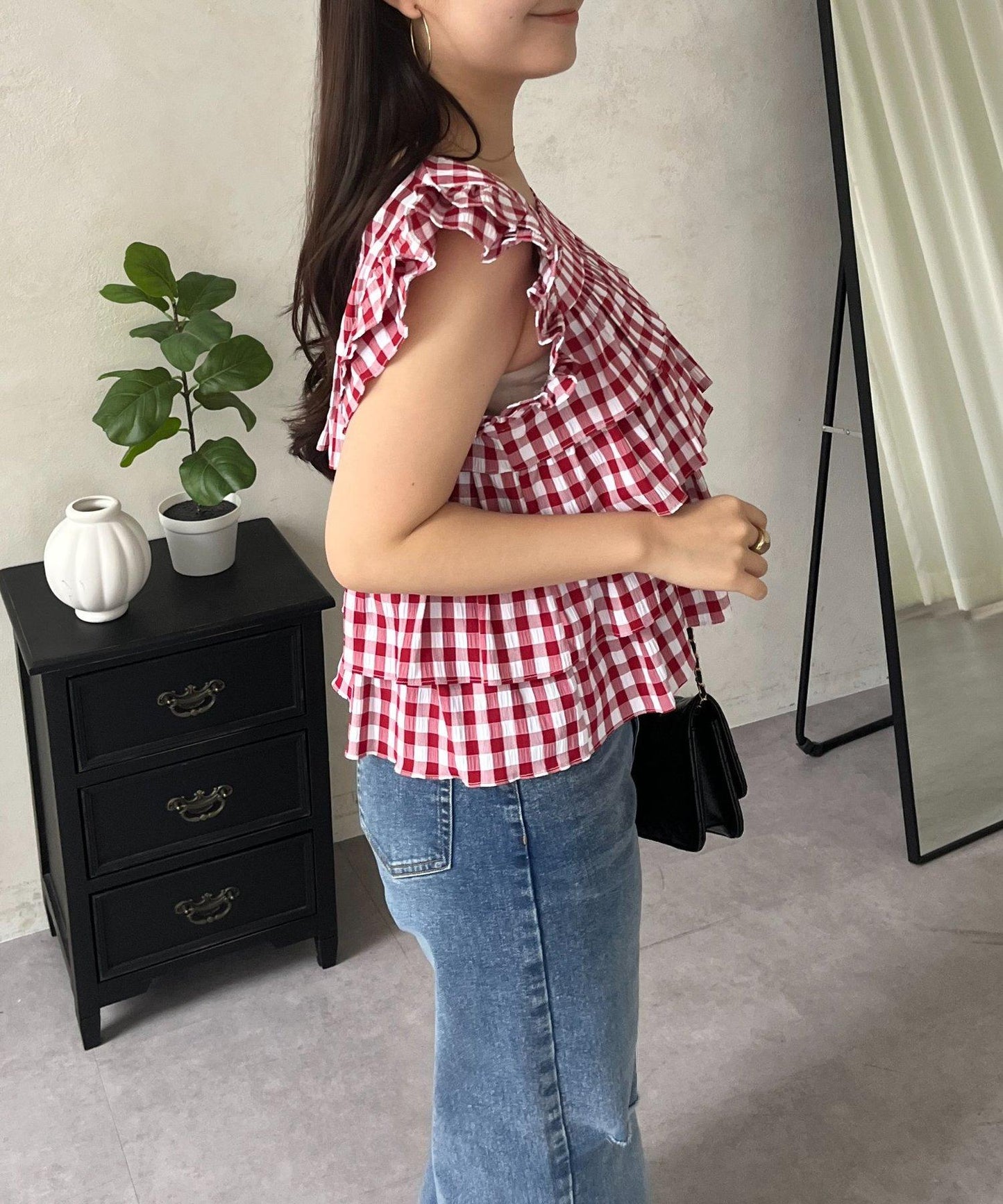 170092498