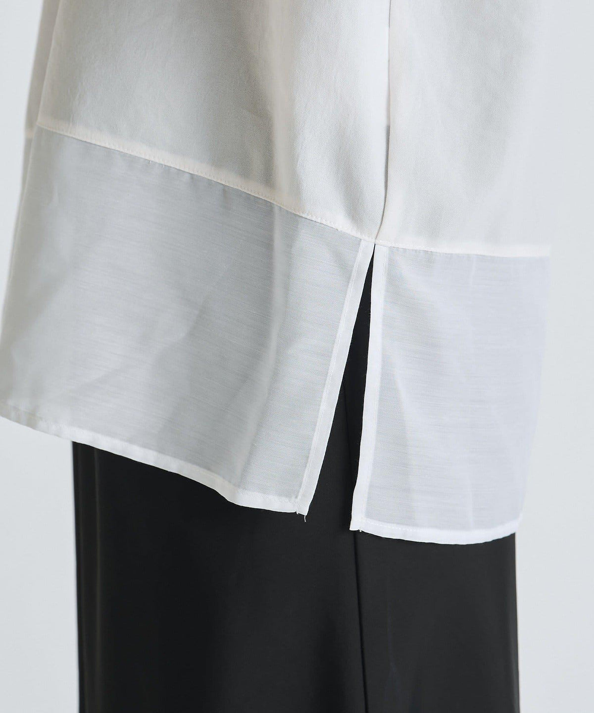 171258119