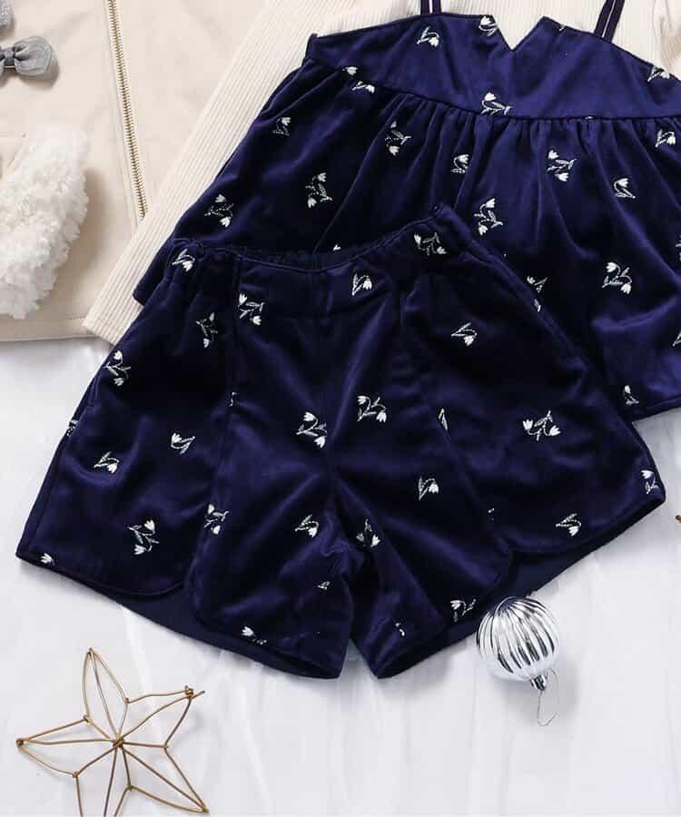 151767999