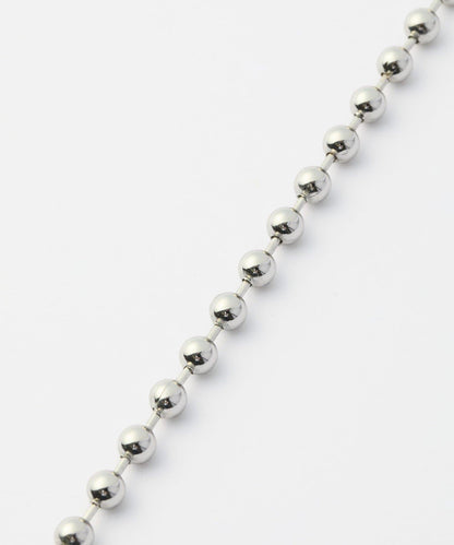165618930