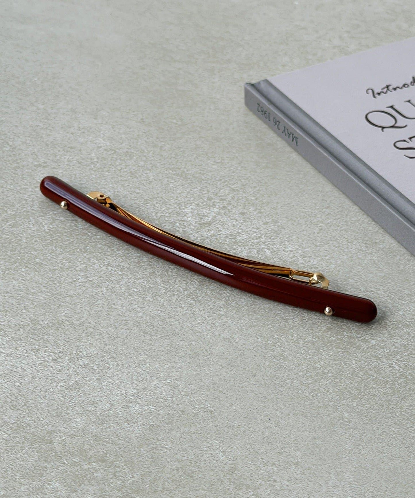 172826104
