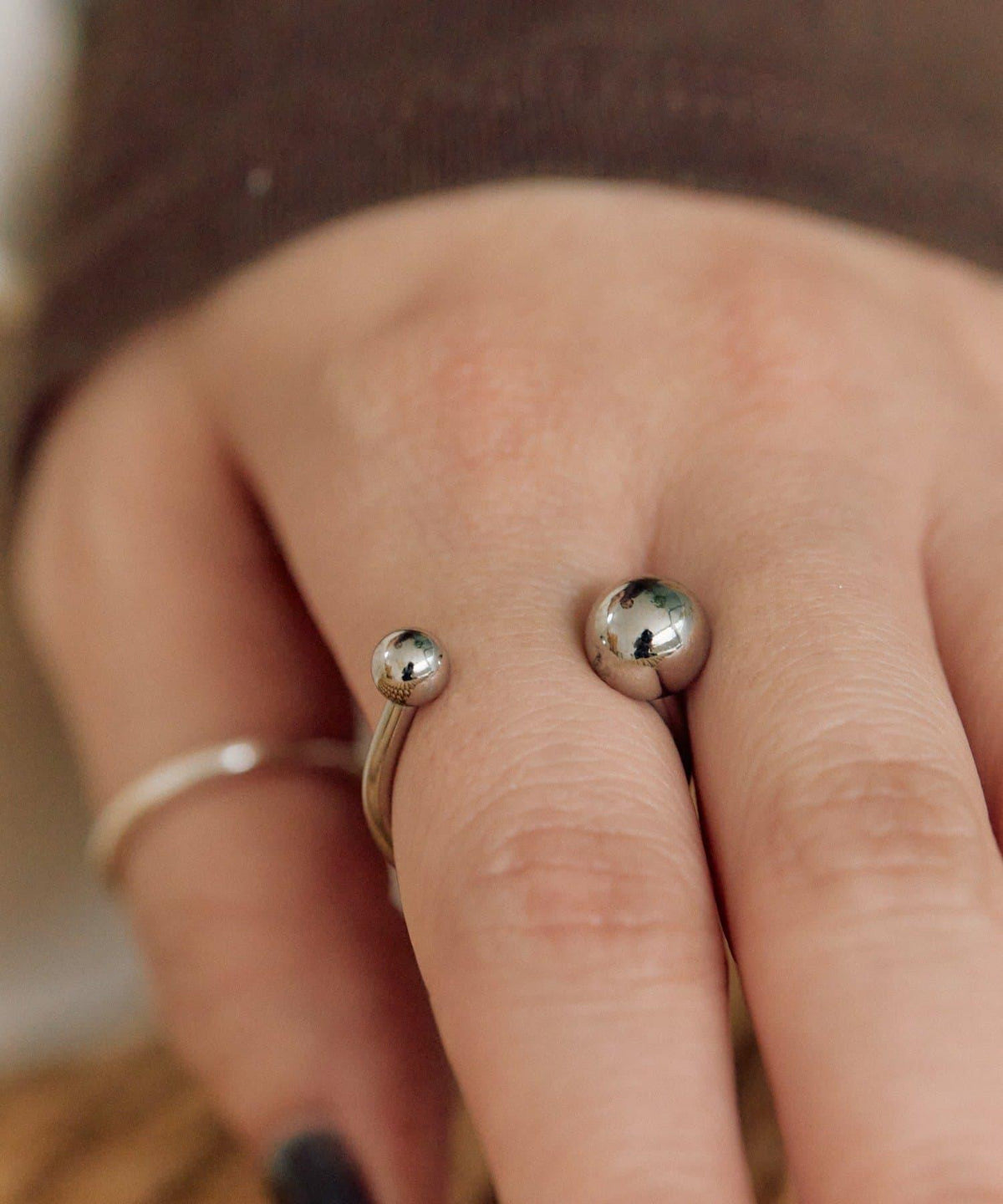 172826831