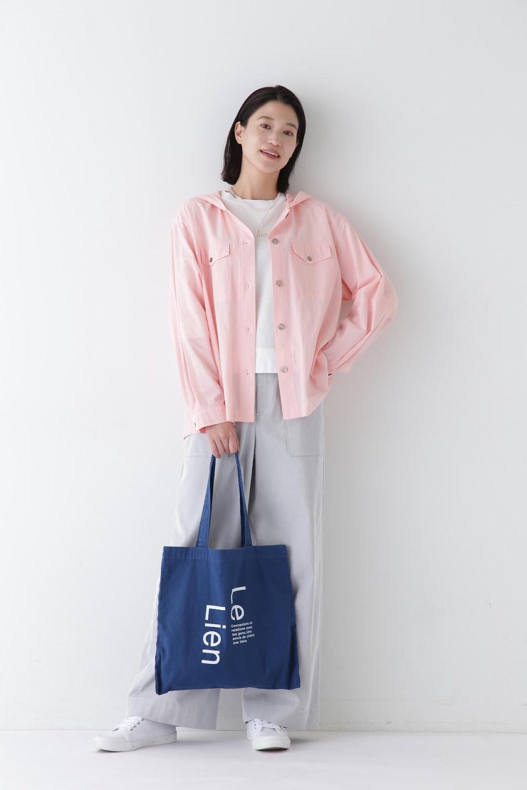 153972771