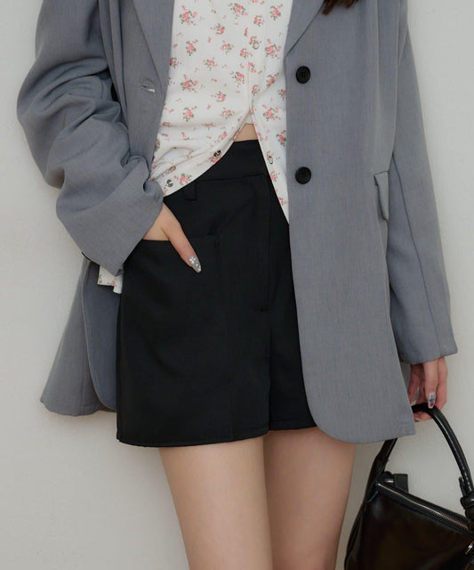 Square Pocket Short Pants