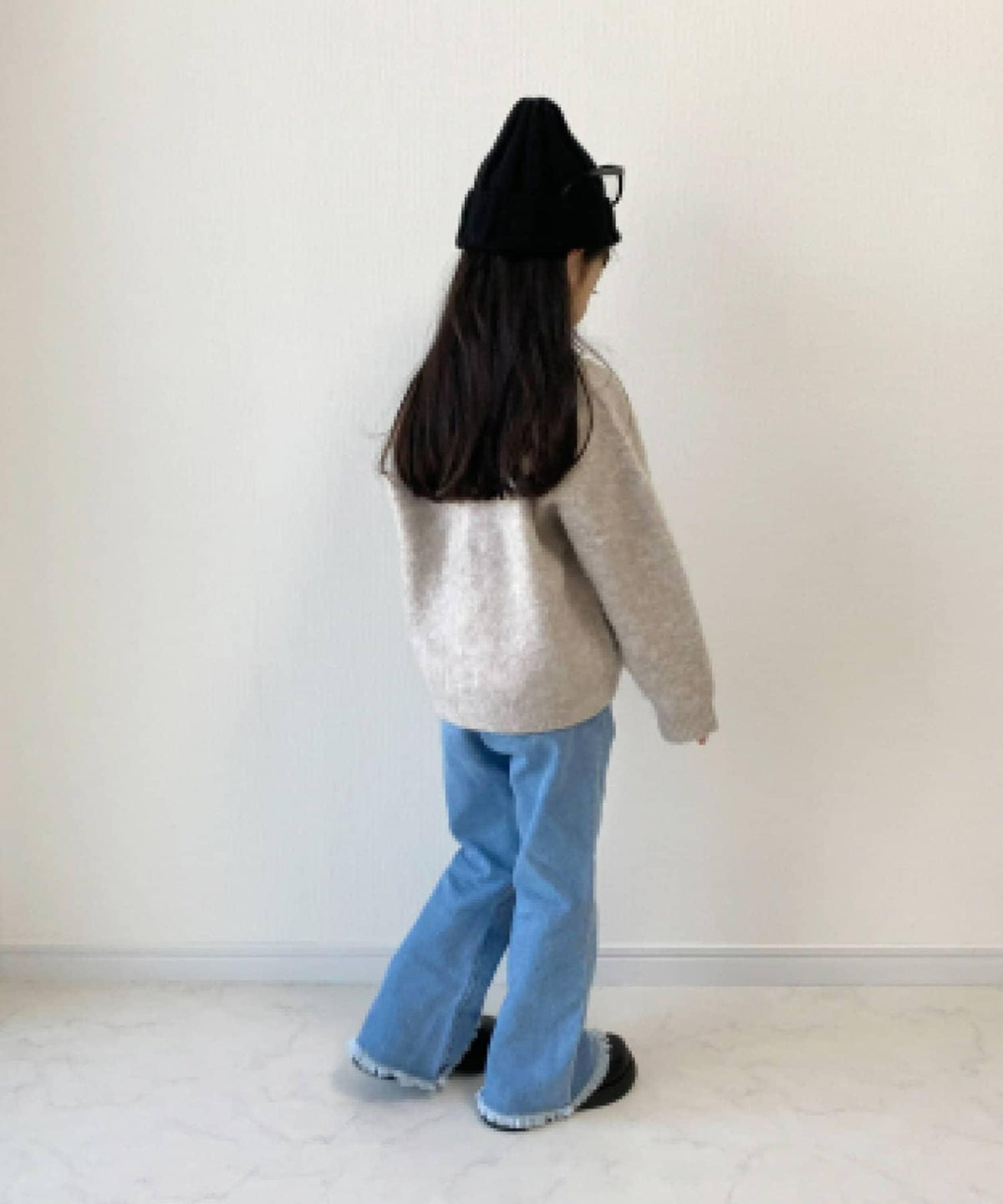 111477323