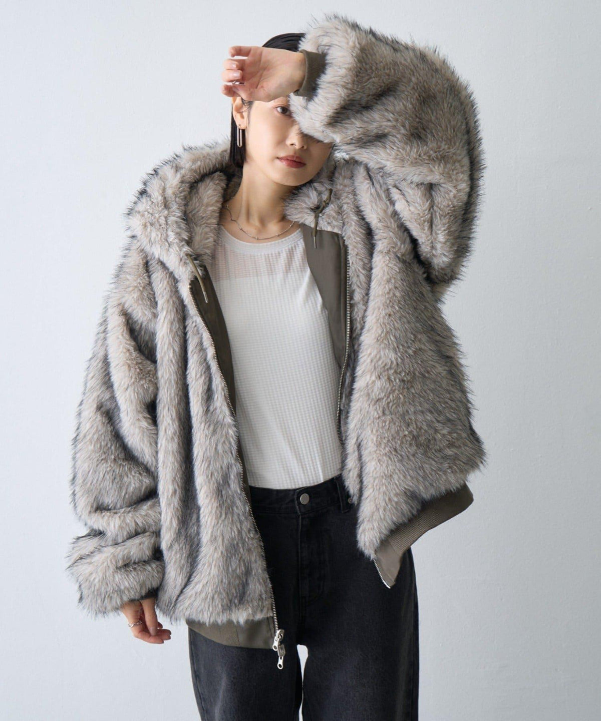 172595845