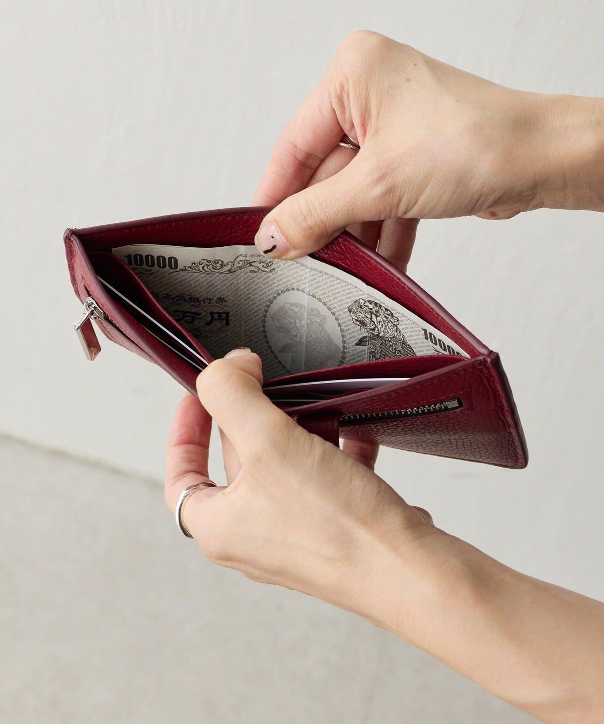 173007078