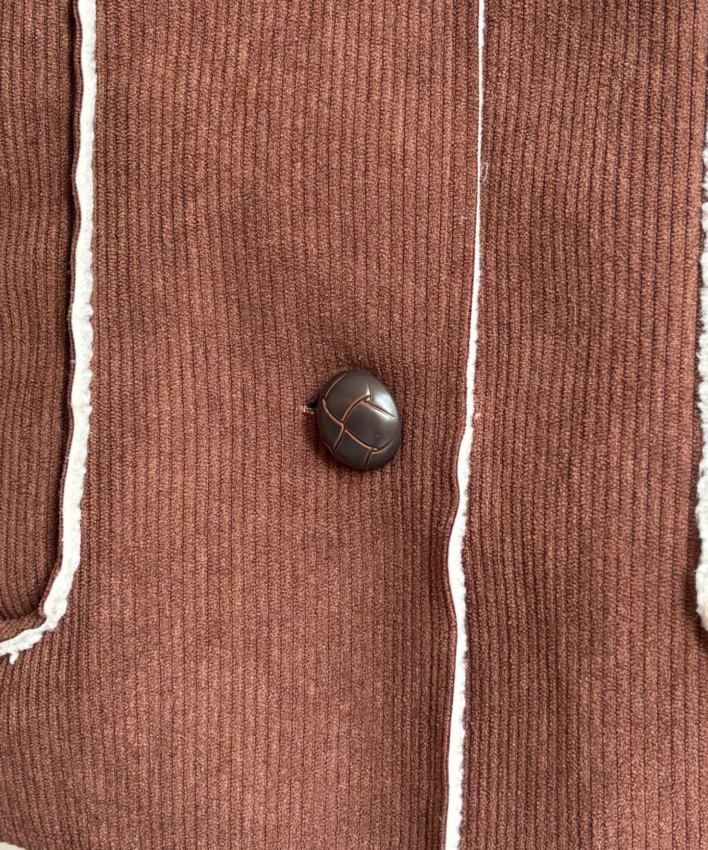 165865588