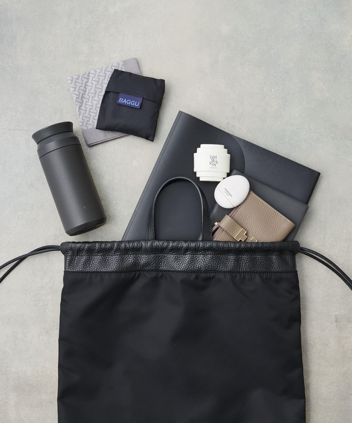 158182832