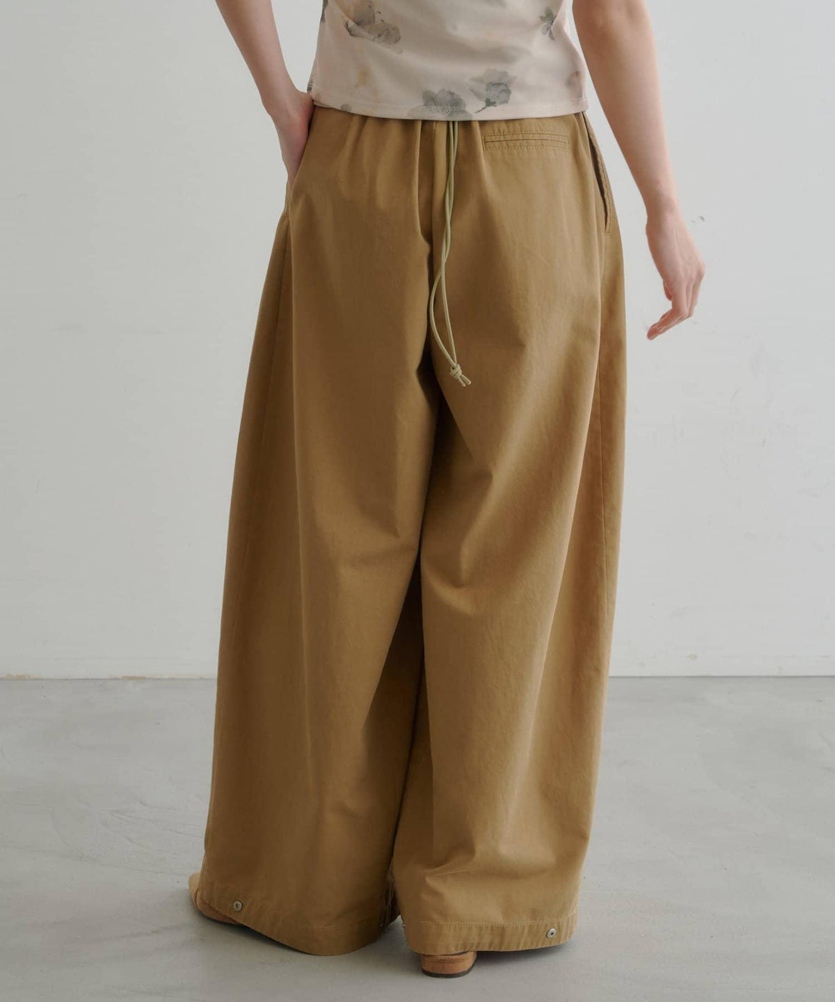 172053861