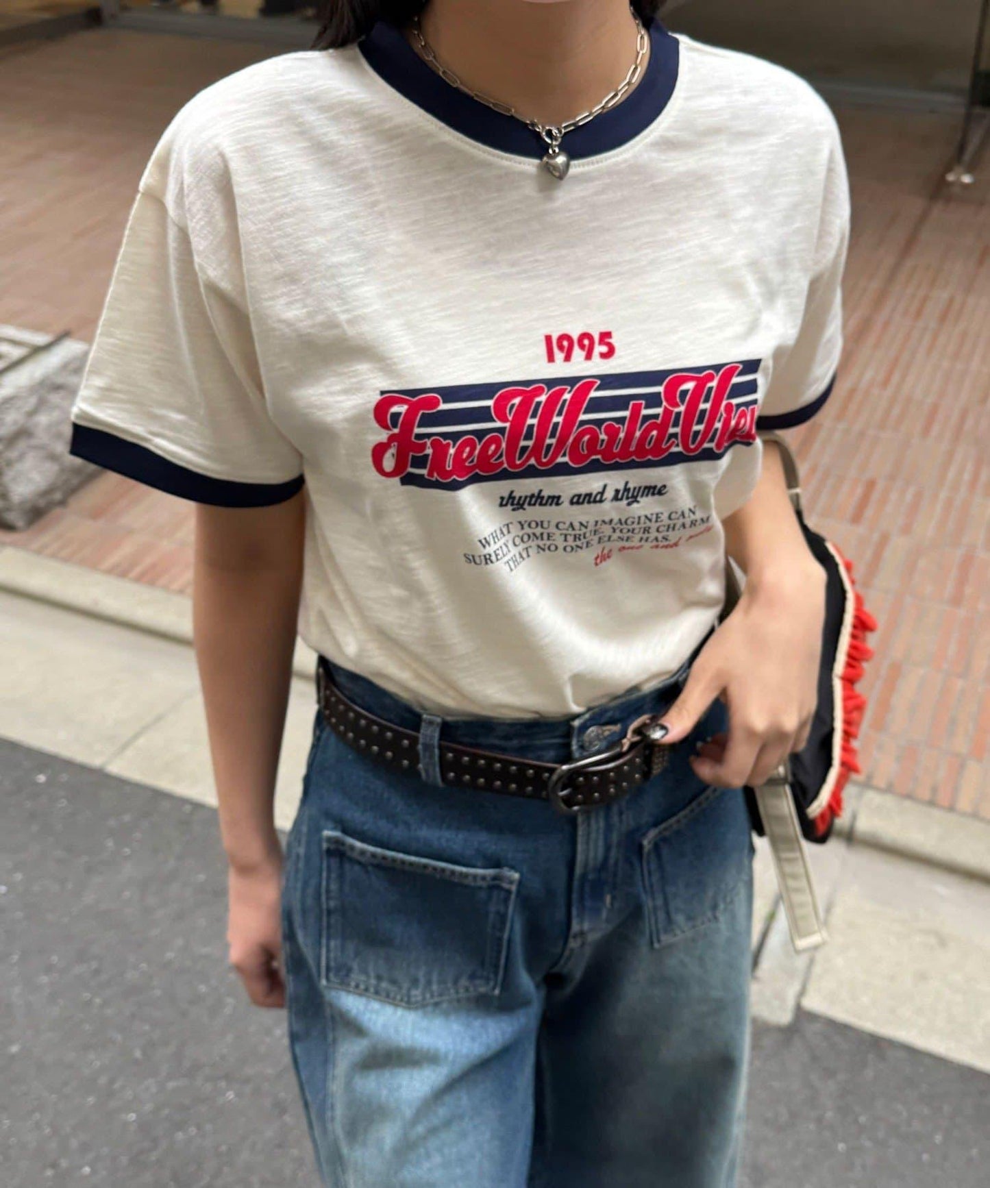 169612824