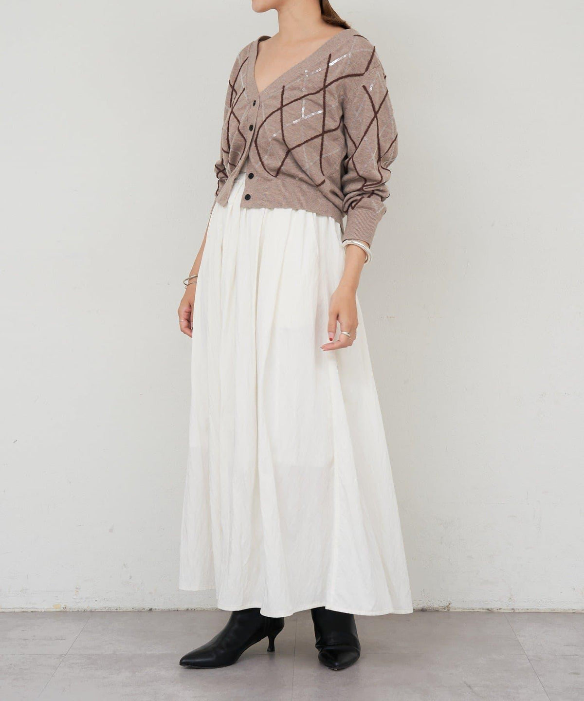 166749551