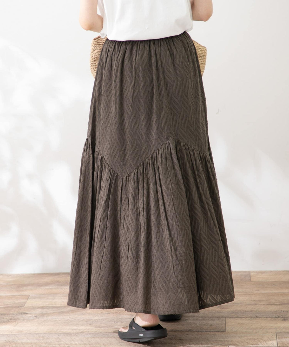 173601708