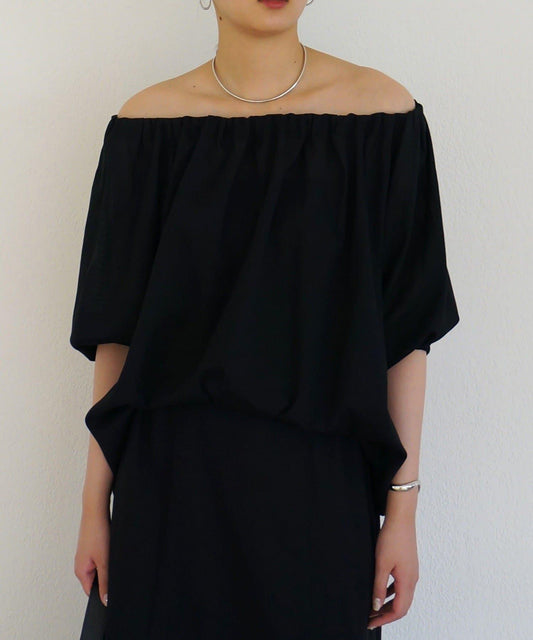 [Setup Possible] [JAPAN MADE] Calamé Mesh Off-Shoulder Pullover